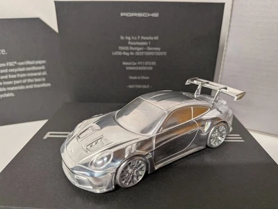 Pisapapeles modelo aluminio Porsche 911 GT3 RS serie 992 2025 Foto 1 de 4
