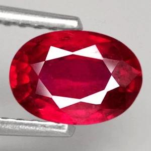 1.00Ct. Natural Gemstone Ruby Top Red Oval Madagascar Beautiful Sparkles Color! - Picture 1 of 7