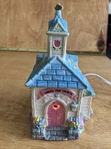 Iglesia de pueblo de conejito de Pascua iluminada 6"-sin bombilla incluida - Imagen 1 de 7