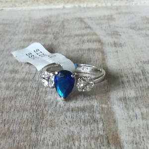 CLEARANCE - WOMEN'S STERLING SILVER BLUE SAPPHIRE CZ ENGAGEMENT RING SIZE 10 - Picture 1 of 7