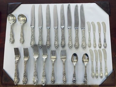 Juego de cubiertos de plata esterlina Lily de Frank Whiting 8 servicio 56 piezas Foto 1 de 4