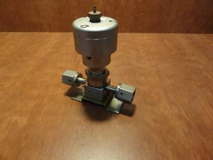 Nupro SS-4BK V51-10 valve - Picture 1 of 3