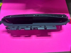 2010-2011 Toyota Prius Speedometer Instrument Cluster Gauges 83800-47370 D50 - Picture 1 of 5