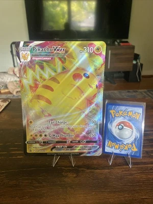 Pikachu VMAX SWSH286 Jumbo Cards Holo - Image 1 of 4