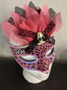 AT HOME ANIMAL PRINT MASK Halloween MARDI GRAS PARTY Feathers Skull Sequins PINK - Picture 1 of 6
