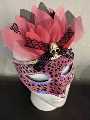 AT HOME ANIMAL PRINT MASK Halloween MARDI GRAS PARTY Feathers Skull Sequins PINK - Image 1 of 4