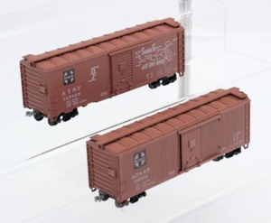 2 Vintage HO Scale A.T.S.F Freight Cars Super Chief California 145627 &122998 C6 - Picture 1 of 7
