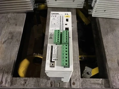 Lenze Drive, EVF8201-E-V005, entrada 230vac 5amp, salida 0-230vac .37kW, garantía  Foto 1 de 4