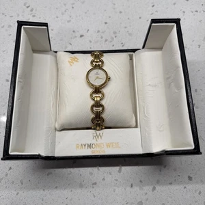 Reloj Raymond Weil 9828 Vintage Oro 18ct Galvanizado Firmado Batería Nueva Elegante - Imagen 1 de 6