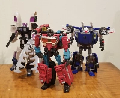 Transformers Reveal the Shield Perceptor, Turbo Tracks, Universe Tankor(Octane) - Image 1 of 4