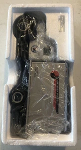 FIRST GEAR - NORTHERN PACIFIC 1957 INTERNATIONAL R-190 DRY GOODS VAN NEW IN BOX - Picture 1 of 2