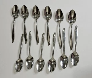 12 cucchiai da pranzo vintage NUOVI ONEIDA Mar Crest Citation Future Atomic Starburst MCM - Foto 1 di 9