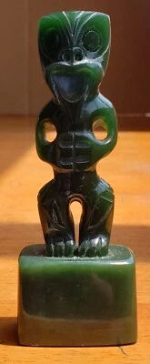 Pounamu Tiki tallado maorí Nueva Zelanda Oceanía de colección 3,5 pulgadas Foto 1 de 4