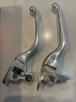 Palanca de freno OEM Harley Davidson Touring 2015 + modelos Softail Dyna Sportster Foto 1 de 3