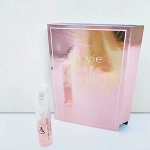 Lancome La vie est belle Oui L'eau De Parfum EDP mini Spray, 1.2ml, Brand NEW! - Picture 1 of 5