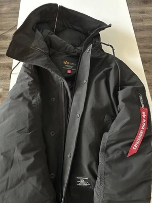 Alpha Industries N-2B ALTITUDE PARKA Men's Bomber Jacket Size M Black - Image 1 of 4