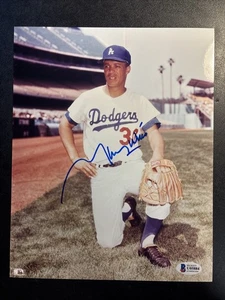 MAURY WILLS Signed 8x10 Autograph BECKETT COA Los Angeles Dodgers - Picture 1 of 6