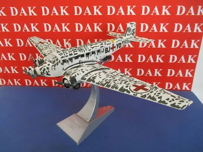 Die cast 1/72 Modellino Aereo Junkers Ju52/3m BY+YD Ambulance Stalingrad 1942 - Immagine 1 di 4