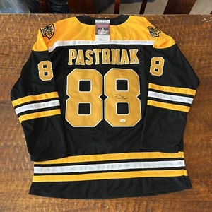 Maglia David Pastrnak firmata Boston Bruins JSA Coa autografata - Foto 1 di 6