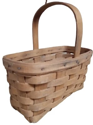 Longaberger Baskets Vintage Handwoven Rectangular with Stationary Handle 1986 - Image 1 of 3