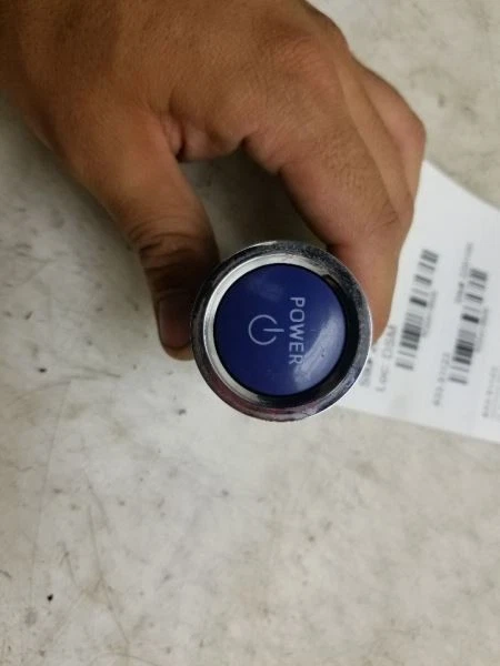 INTERRUPTOR DE ENCENDIDO TOYOTA PRIUS C 12-18 PULSADOR BOTÓN DE ARRANQUE Foto 1 de 4