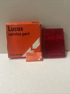 TRIUMPH TR6 LÁMPARA TRASERA SECCIÓN LENTE ROJO NUEVO STOCK ANTIGUO OFERTA ABSOLUTAMENTE INCREÍBLE Foto 1 de 4