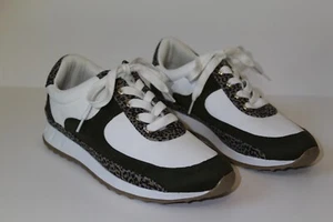 Crown & Ivy Women's Lita Sneakers Size 8.5 M - Picture 1 of 11