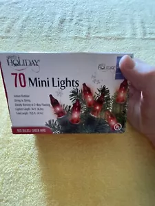 Simply Holiday 70 Mini Lights 15.5 Ft. Indoor/Outdoor - Red Bulbs/Green Wire NIB - Picture 1 of 6