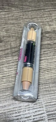 Hard Candy Glamoflauge Lite Blendable Concealer/Corrector Duo  756 Medium Light - Image 1 of 3