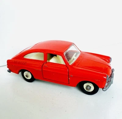Matchbox Lesney 1967 VW Volkswagen 1600TL #67 tapacubos originales rojo brillante Foto 1 de 4
