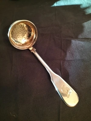 antikes Silber Besteck Teesieb gestempelt Jürst Berlin Hoflieferant - Bild 1 von 4