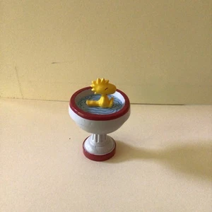 UFS Inc Peanuts Chess Figure Red Rook Woodstock In Birdbath 2 1/2” - Picture 1 of 6