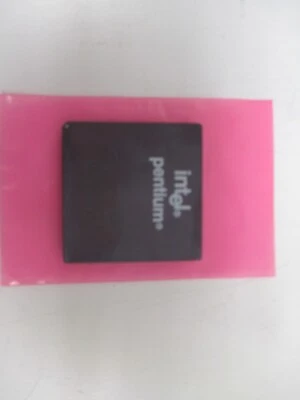 Vintage Intel Pentium A80502133 S106J CPU - Image 1 of 4