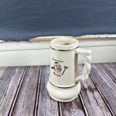 罕见 1957 年密尔沃基勇士队世界系列冠军斯坦马克杯 — 第 1/4 张图片