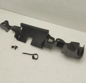 01 Yamaha YZF 1000 R1 4XV Inner Plastic Infill Panel Fixing Cover Trim - Picture 1 of 5
