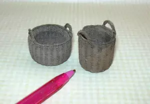 Miniature Pair of Brown Resin Wicker Baskets : A+ Detail DOLLHOUSE 1:12 - Picture 1 of 3