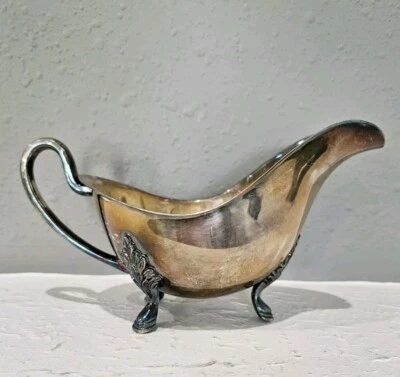 Plato de plata ornamentado con salsa de salsa con patas de colección 1847 Rogers Bros Prince Char Foto 1 de 4