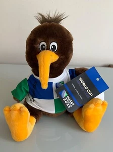 2011 Rugby World Cup Mascot New Zealand Kiwi Bird Plush Toy w. Jersey BRAND NEW - Picture 1 of 22