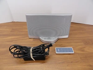 Bose SoundDock Series II (SILVER) Digital Music System - Picture 1 of 3