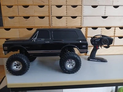 Traxxas 82276-4BLK TRX-4 79 Chevy Blazer Brushed Crawler 1:10 RTR, Black - Bild 1 von 3