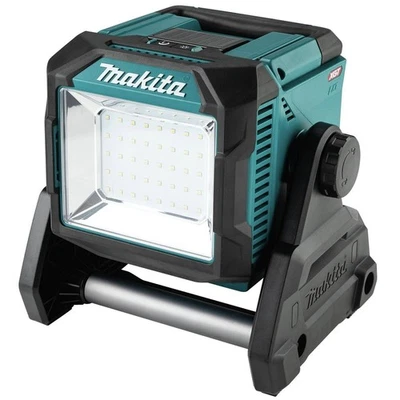 Makita ML005G 40V max XGT Lithium-Ion Cordless Work Light (Tool Only) New - Image 1 of 4
