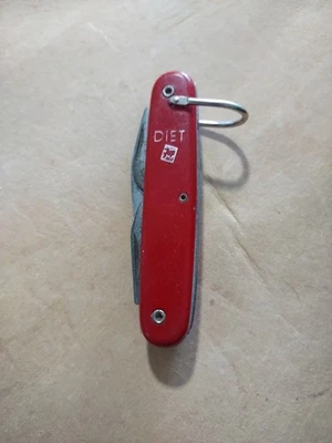 Vintage Colonial Pocket Knife 5 Blade Tools Diet 7 Up Seven Up Advertising   - Image 1 of 4