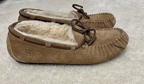 Mocassini mocassini pantofole UGG Australia bambini taglia 5 Dakota pelle castagna scamosciata