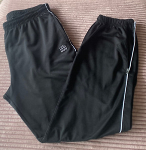 manguun  Jungen Jogginghose Sporthose schwarz Größe 176 sehr guter  Zustand !