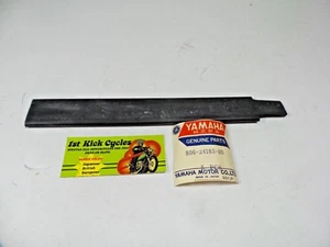 NOS YAMAHA FUEL TANK LOCATING DAMPER 3 SL338 SL29  806-24183-00 OEM - Imagen 1 de 3