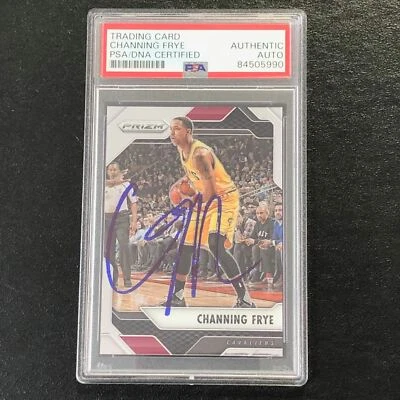 Tarjeta firmada por Channing Frye Panini Prizm #38 2016-17 automática PSA Slabbed Cavaliers Foto 1 de 2
