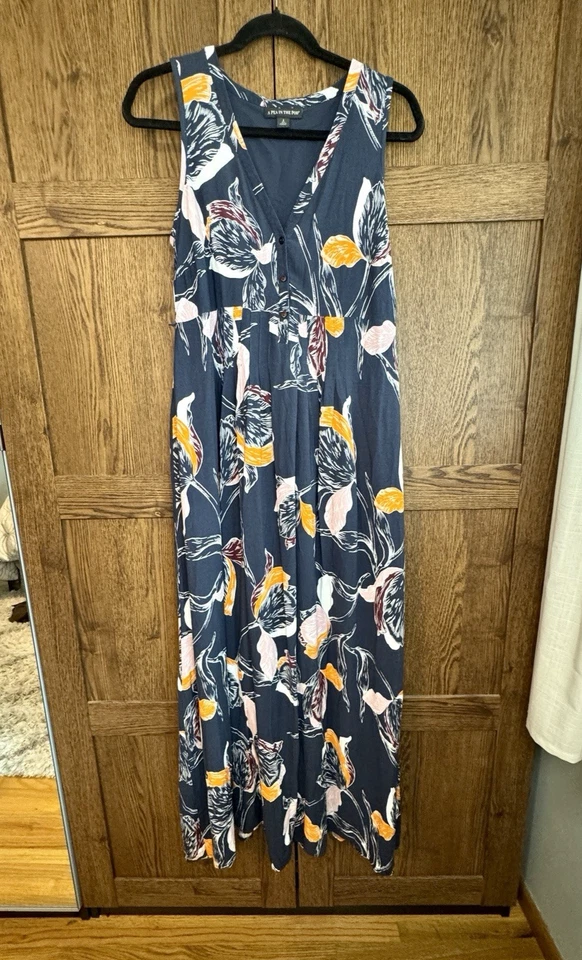 A Pea In the Pod Maternity Maxi Dress Navy Floral Small Beach Cottage - Image 1 of 4