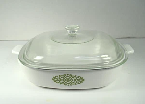 70's Corning Ware Casserole Dish w/Lid 1.5 qt Green Medallion 8" Shell Oil Promo - Picture 1 of 8