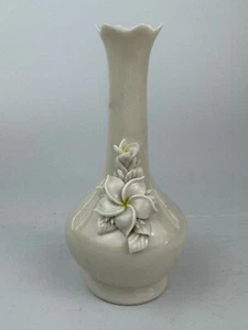 Handmade By Dorothy Okumoto, Hawaii Signed Porcelain With Plumeria 6” - Picture 1 of 4