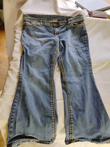 Ladies Zana Di Blue Embroidered Jeans Size 20WP 5 Pockets In Great Shape - Picture 1 of 6